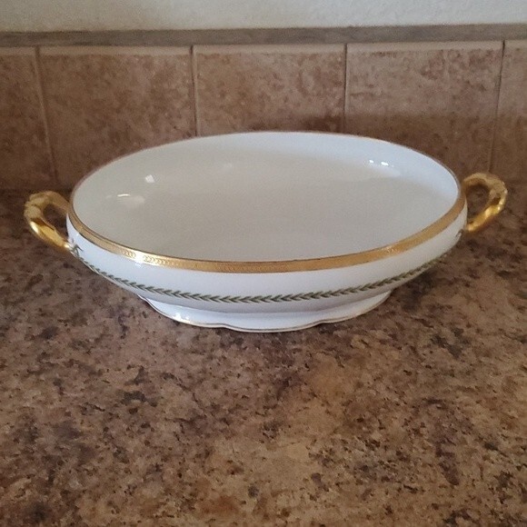 es France Porcelain Serving Bowl - Gold Trim & Green Laurel Pattern - Picture 3 of 9